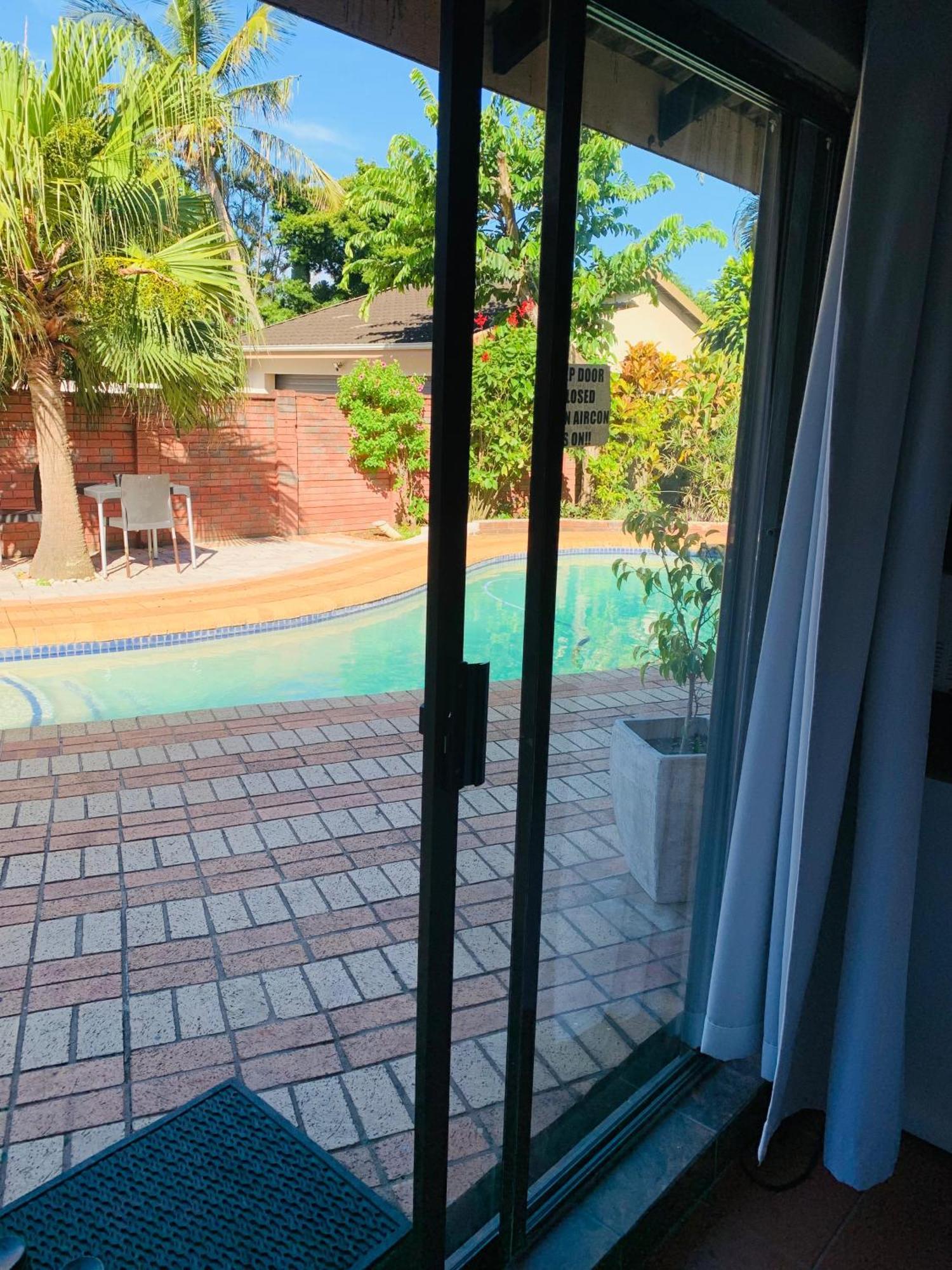 리처드베이 Nqabanqaba B&B 외부 사진